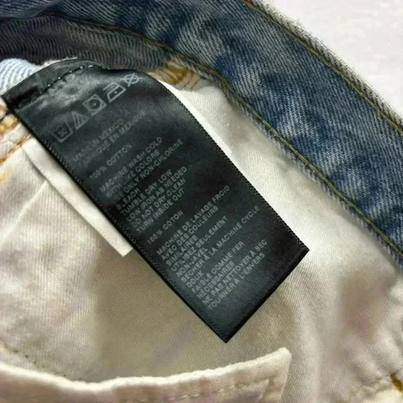 BDG Mid-Rise Tomgirl Button Fly Cheeky Denim Fray Cuffed Jean Short Size 27 - Picture 10 of 13